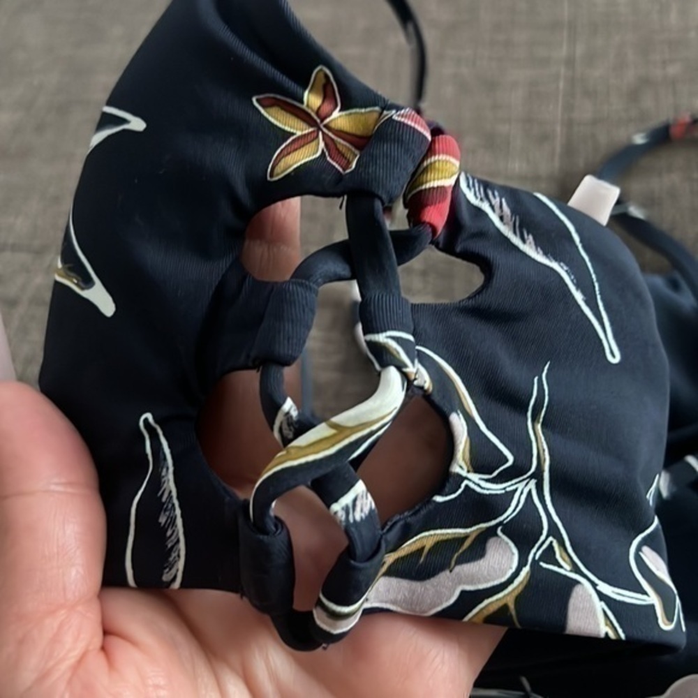 Roxy Swim Tri Bikini Top - Picture 3 of 4